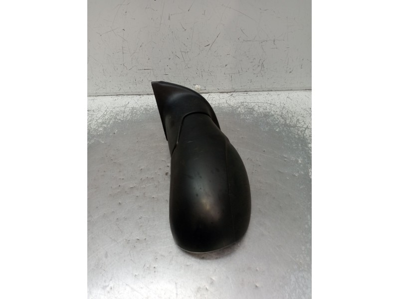 Recambio de retrovisor izquierdo para citroën c3 i (fc_, fn_) 1.4 i referencia OEM IAM  MANUAL 2006