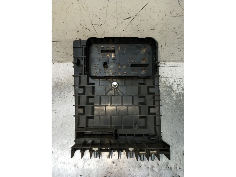 Recambio de caja reles / fusibles para seat leon (1p1) 2.0 tdi 16v referencia OEM IAM 1K0937125 017181301 2005