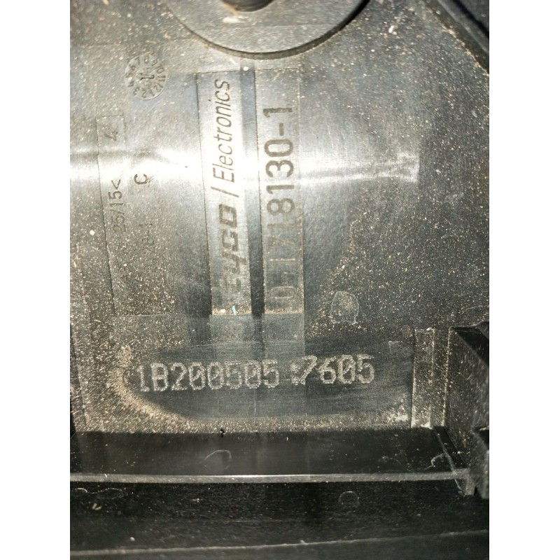 Recambio de caja reles / fusibles para seat leon (1p1) 2.0 tdi 16v referencia OEM IAM 1K0937125 017181301 2005