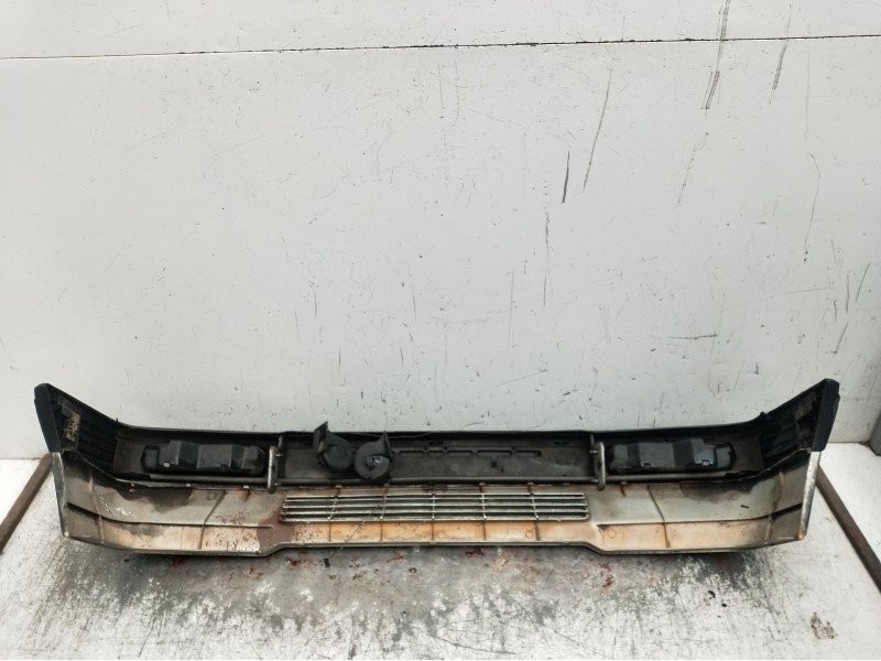 Recambio de paragolpes delantero para peugeot 505 (551a) 2.5 diesel referencia OEM IAM  VER FOTOS 