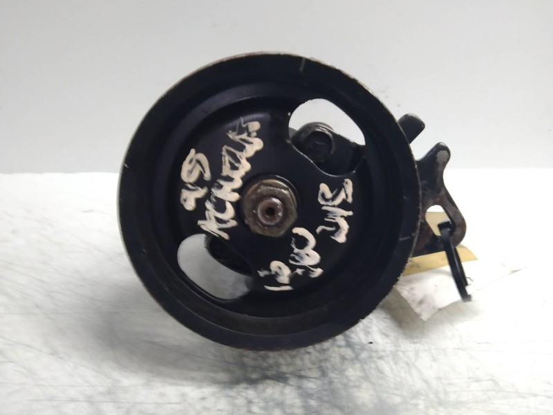 Recambio de bomba direccion para nissan almera (n15) 1.6 16v cat referencia OEM IAM 71153378  