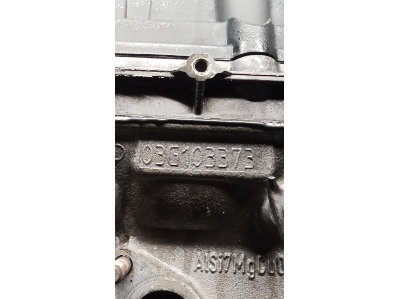 Recambio de culata para audi a4 b7 (8ec) 2.0 tdi 16v referencia OEM IAM 03G103373 BLB 