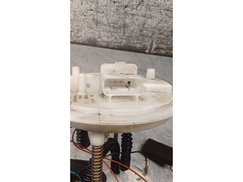 Recambio de bomba combustible para fiat stilo (192_) 1.4 16v (192axh1b, 192bxh1b) referencia OEM IAM 0580314010 51705573 06