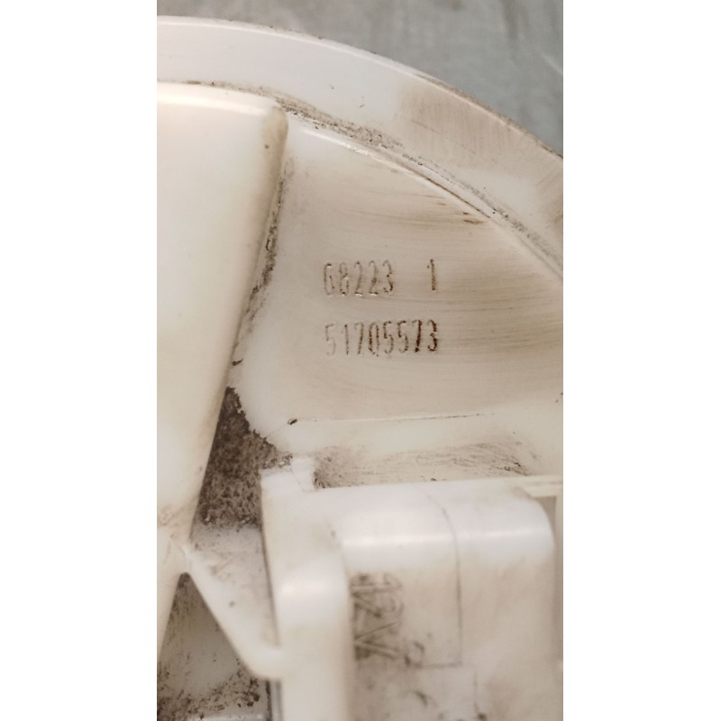 Recambio de bomba combustible para fiat stilo (192_) 1.4 16v (192axh1b, 192bxh1b) referencia OEM IAM 0580314010 51705573 06