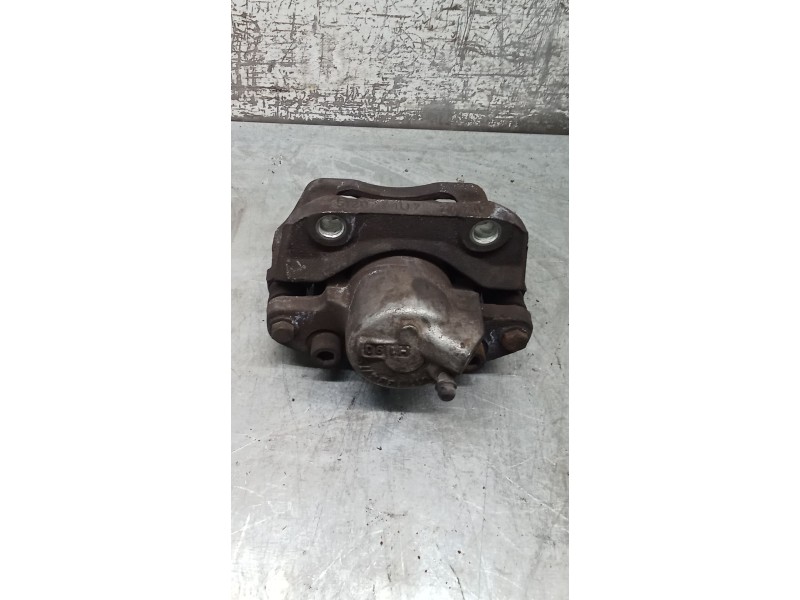 Recambio de pinza freno delantera izquierda para renault twingo ii (cn0_) 1.2 (cn0d) referencia OEM IAM  LUCAS 07