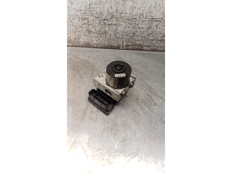 Recambio de abs para renault twingo ii (cn0_) 1.2 (cn0d) referencia OEM IAM 10097014093 000402828E1 8200403322F 10020700594