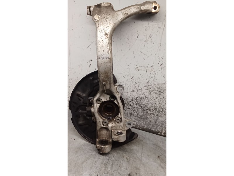 Recambio de mangueta delantera derecha para audi a4 b7 (8ec) 2.0 tdi 16v referencia OEM IAM   05