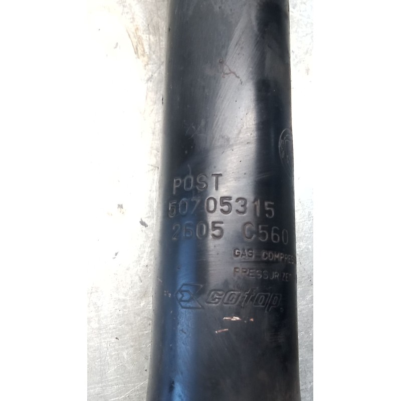 Recambio de amortiguador trasero derecho para fiat stilo (192_) 1.4 16v (192axh1b, 192bxh1b) referencia OEM IAM 50705315  06
