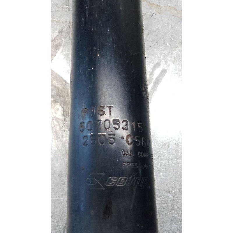 Recambio de amortiguador trasero izquierdo para fiat stilo (192_) 1.4 16v (192axh1b, 192bxh1b) referencia OEM IAM 50705315  06