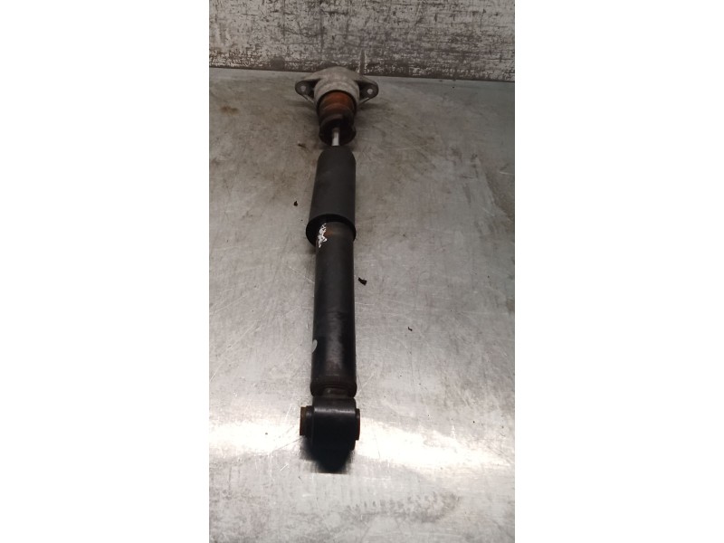 Recambio de amortiguador trasero derecho para audi a4 b7 (8ec) 2.0 tdi 16v referencia OEM IAM 8E0513035S  05