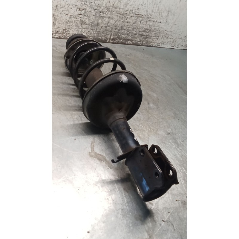 Recambio de amortiguador delantero derecho para renault twingo ii (cn0_) 1.2 (cn0d) referencia OEM IAM 8200367895E  07