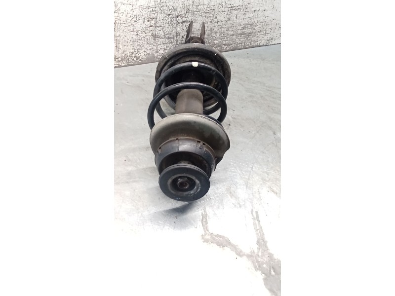 Recambio de amortiguador delantero derecho para renault twingo ii (cn0_) 1.2 (cn0d) referencia OEM IAM 8200367895E  07