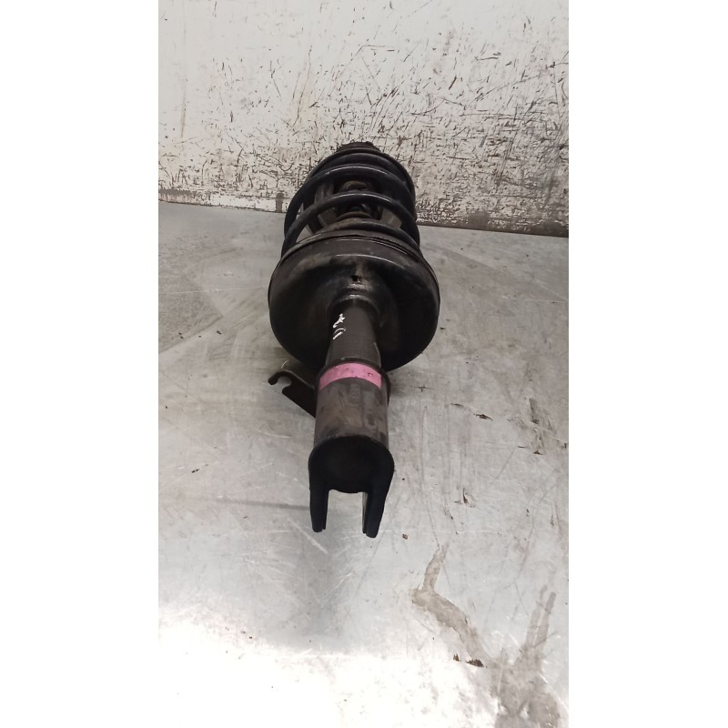 Recambio de amortiguador delantero izquierdo para renault twingo ii (cn0_) 1.2 (cn0d) referencia OEM IAM 8200367895E  07