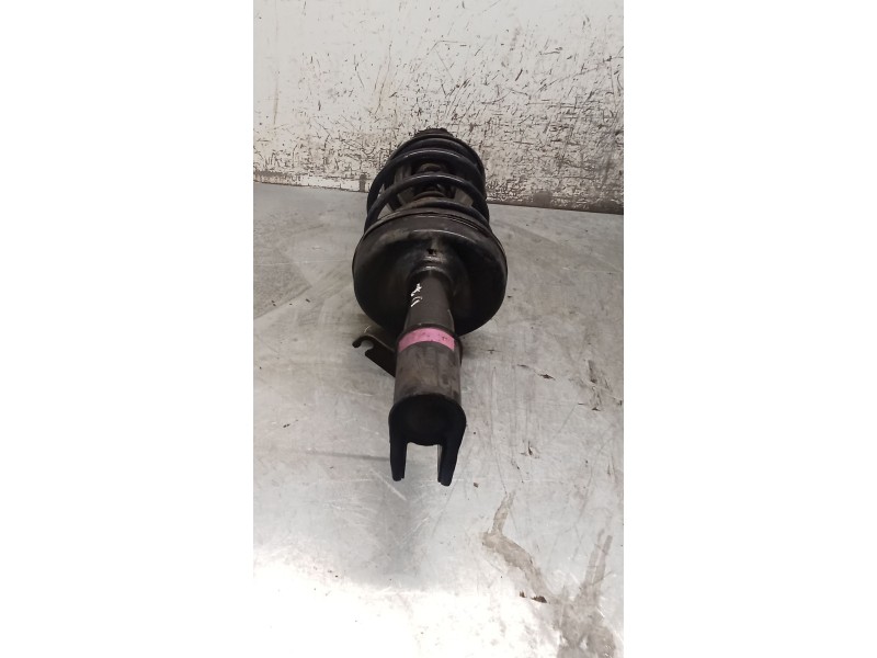 Recambio de amortiguador delantero izquierdo para renault twingo ii (cn0_) 1.2 (cn0d) referencia OEM IAM 8200367895E  07