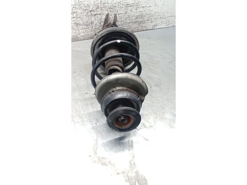 Recambio de amortiguador delantero izquierdo para renault twingo ii (cn0_) 1.2 (cn0d) referencia OEM IAM 8200367895E  07