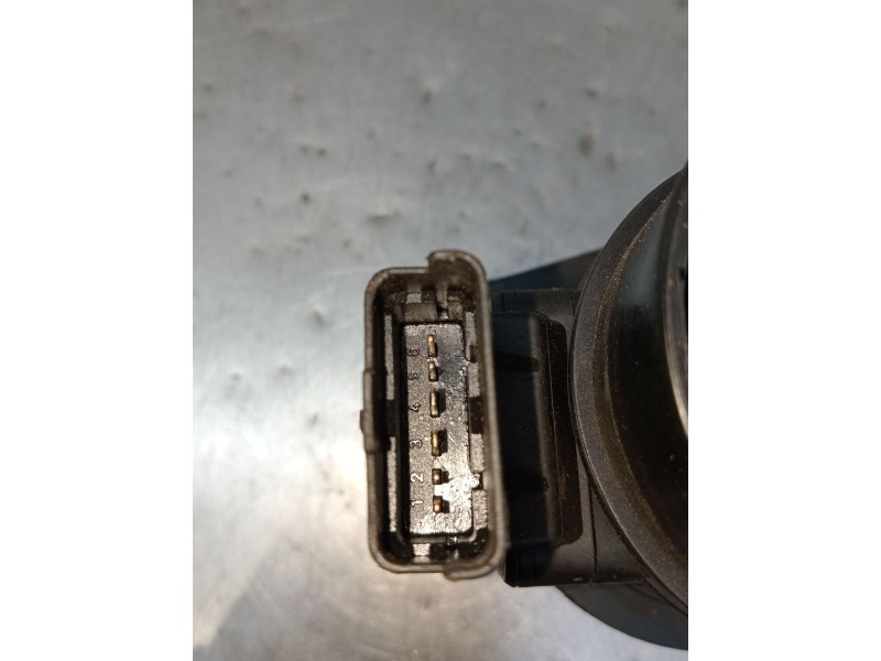Recambio de caudalimetro para renault master ii caja/chasis (ed/hd/ud) 2.2 dci 90 referencia OEM IAM 5EK9609 H7700314660 7700314