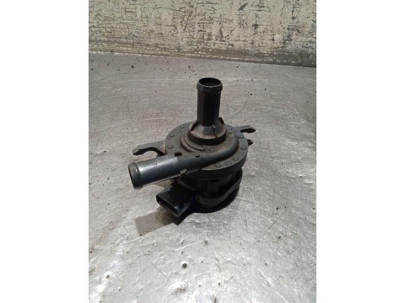 Recambio de bomba agua para toyota c-hr (_x1_) 1.8 hybrid (zyx10_, zyx11_) referencia OEM IAM   