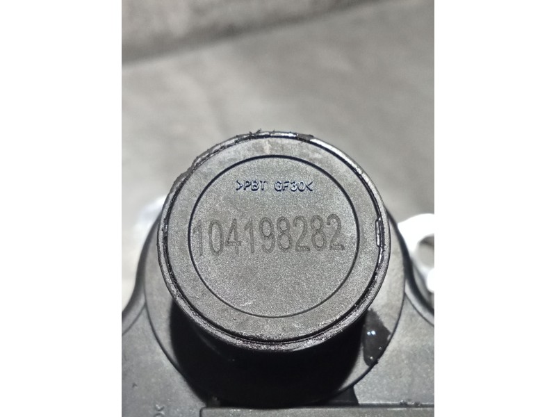 Recambio de valvula egr para seat ibiza iv sc (6j1, 6p5) 1.9 tdi referencia OEM IAM 104198282 97746 