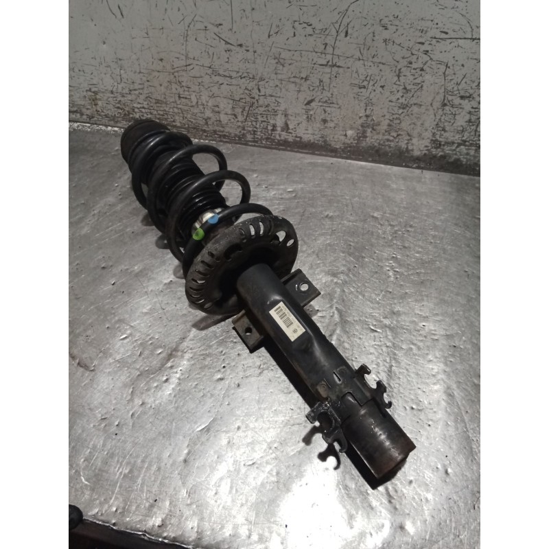 Recambio de amortiguador delantero derecho para seat ibiza iv sc (6j1, 6p5) 1.9 tdi referencia OEM IAM 6R0413031F  