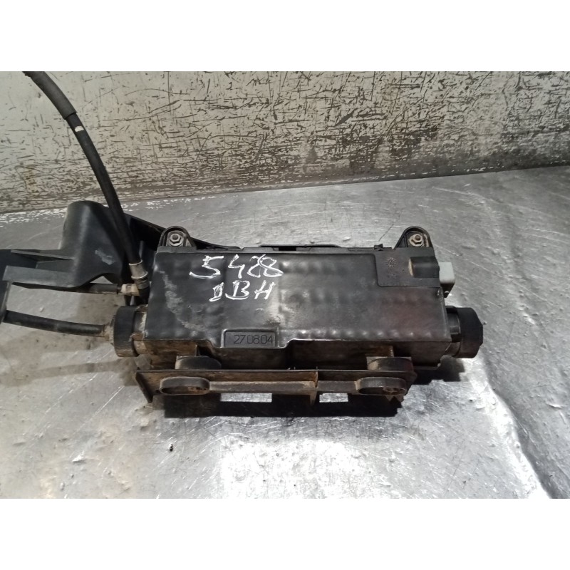 Recambio de freno de mano electrico para renault scénic ii (jm0/1_) 1.5 dci (jm0f) referencia OEM IAM 8200418647 03801110840 