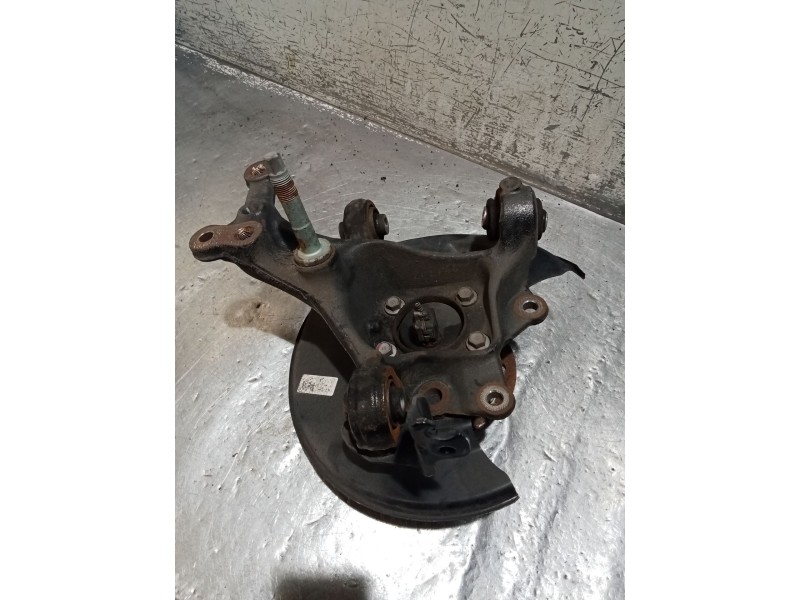 Recambio de mangueta trasera izquierda para toyota c-hr (_x1_) 1.8 hybrid (zyx10_, zyx11_) referencia OEM IAM   