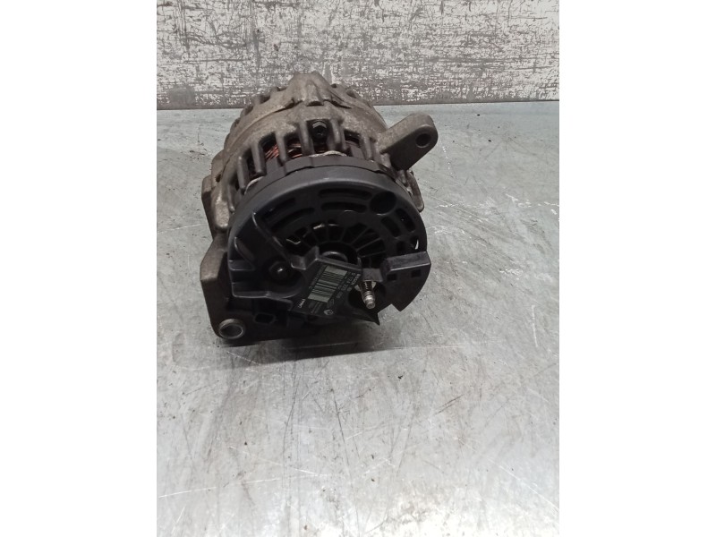 Recambio de alternador para renault twingo ii (cn0_) 1.2 (cn0d) referencia OEM IAM 0124225056 8200519296C 07