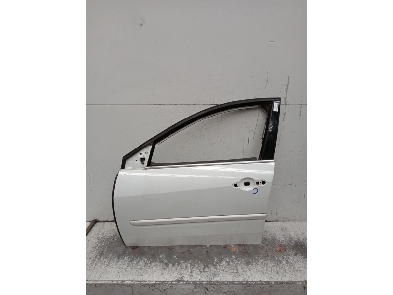 Recambio de puerta delantera izquierda para renault laguna iii (bt0/1) 1.5 dci (bt00, bt0a, bt0t, bt1j) referencia OEM IAM   