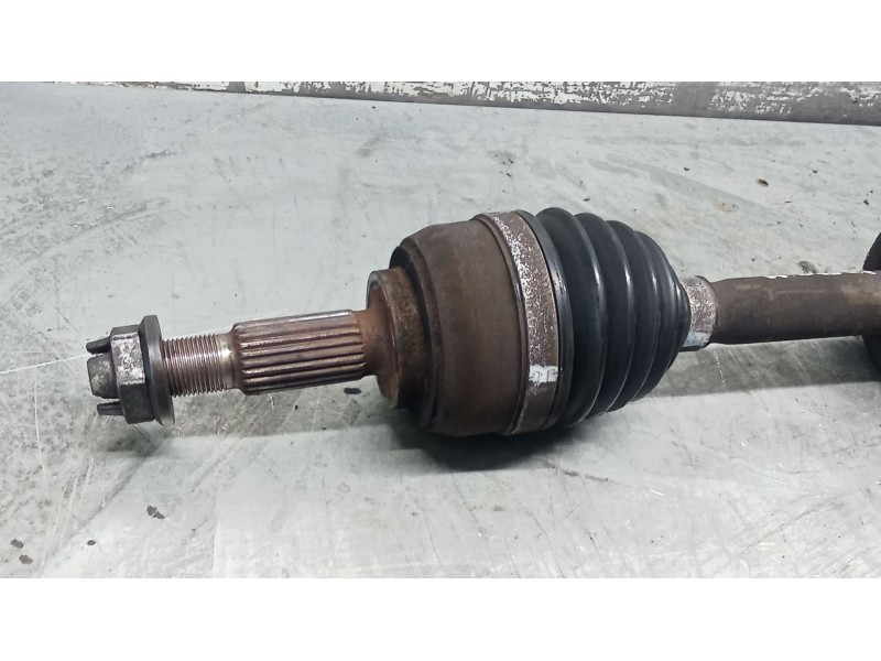 Recambio de transmision delantera derecha para renault twingo ii (cn0_) 1.2 (cn0d) referencia OEM IAM 8200684084  07