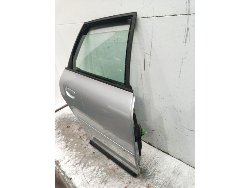 Recambio de puerta trasera derecha para audi a3 (8l1) 1.6 referencia OEM IAM  5P 2000