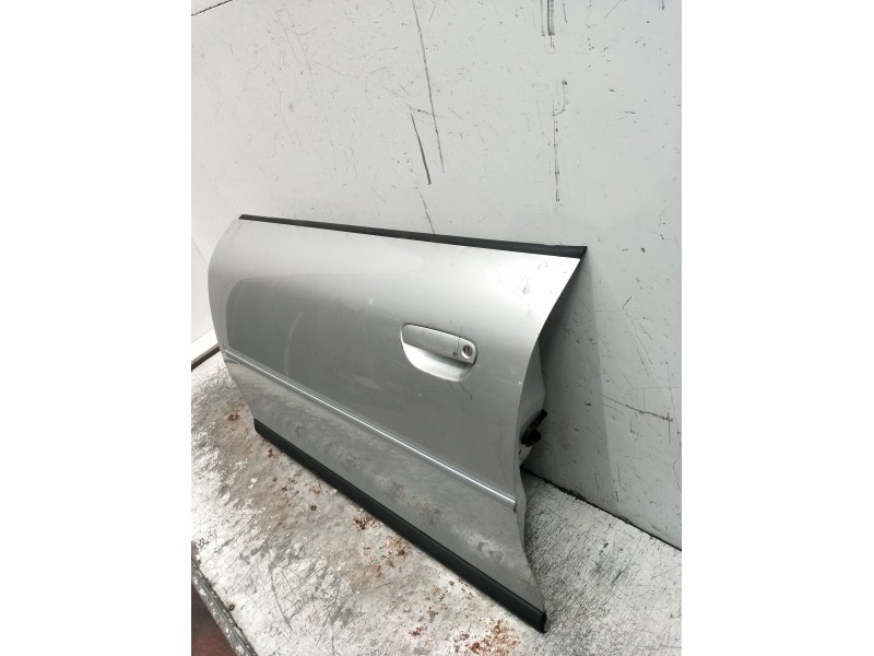 Recambio de puerta delantera izquierda para audi a3 (8l1) 1.6 referencia OEM IAM  5P 2000