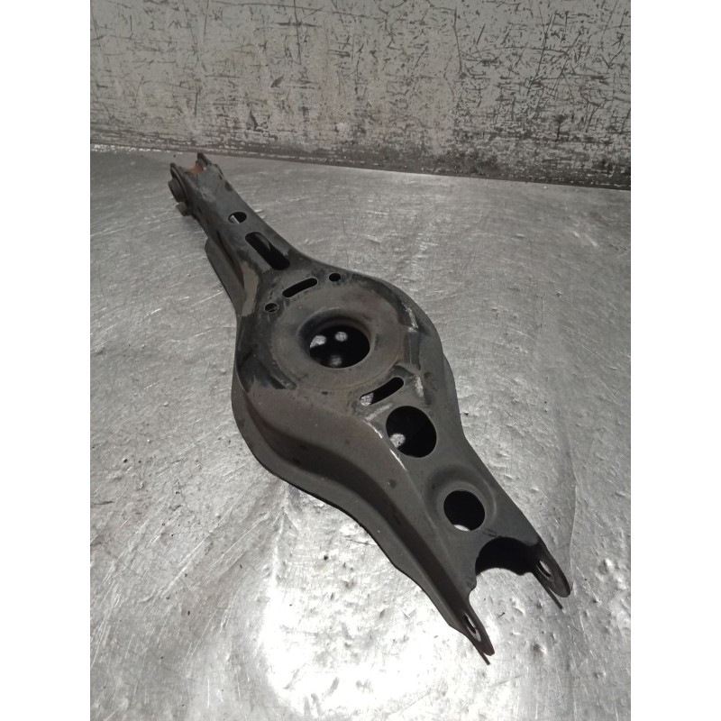 Recambio de brazo suspension inferior trasero derecho para toyota c-hr (_x1_) 1.8 hybrid (zyx10_, zyx11_) referencia OEM IAM   1