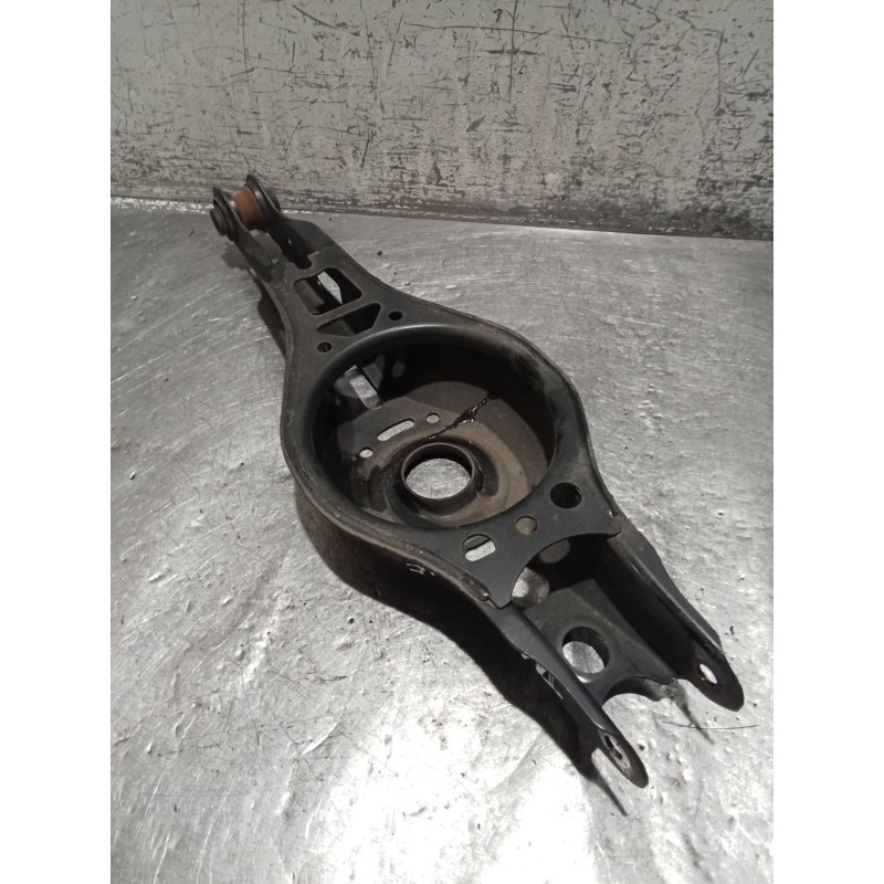 Recambio de brazo suspension inferior trasero izquierdo para toyota c-hr (_x1_) 1.8 hybrid (zyx10_, zyx11_) referencia OEM IAM  