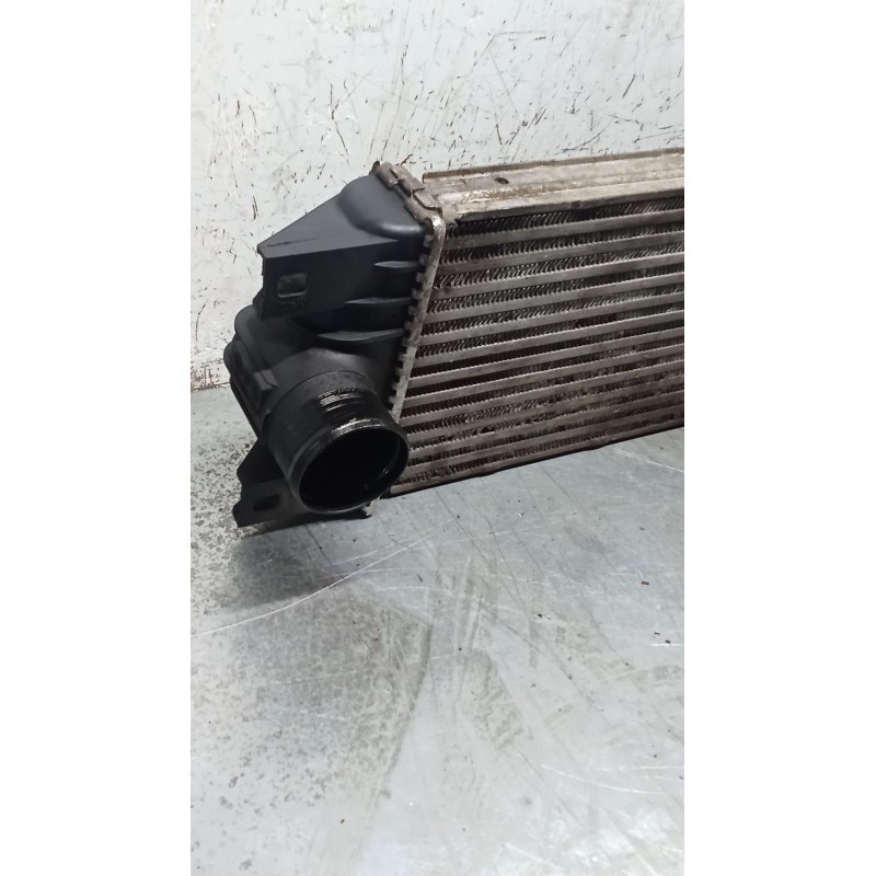 Recambio de intercooler para renault master ii caja/chasis (ed/hd/ud) 2.2 dci 90 referencia OEM IAM 867658F  98