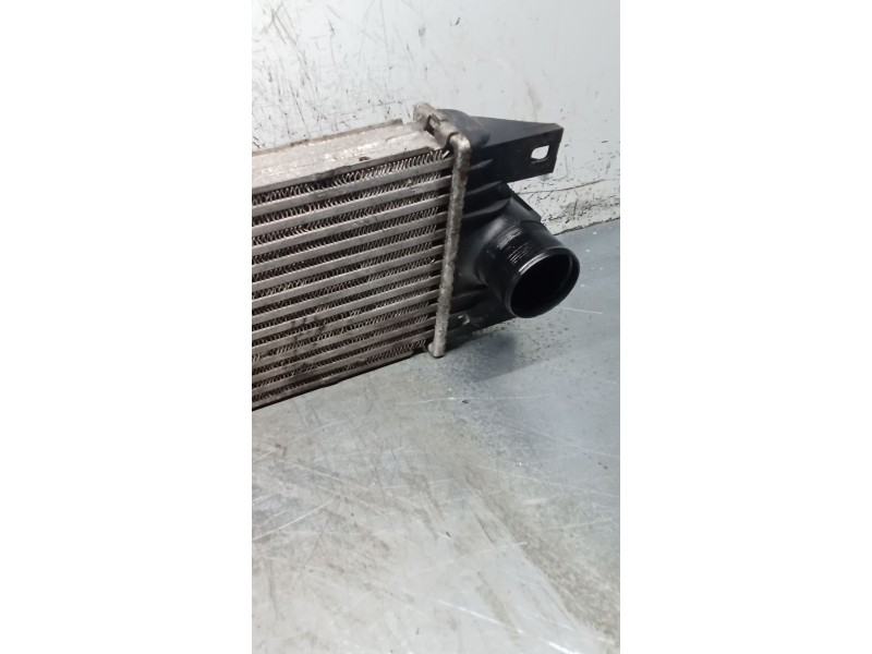 Recambio de intercooler para renault master ii caja/chasis (ed/hd/ud) 2.2 dci 90 referencia OEM IAM 867658F  98