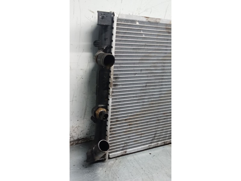 Recambio de radiador agua para renault master ii caja/chasis (ed/hd/ud) 2.2 dci 90 referencia OEM IAM 63812A  98