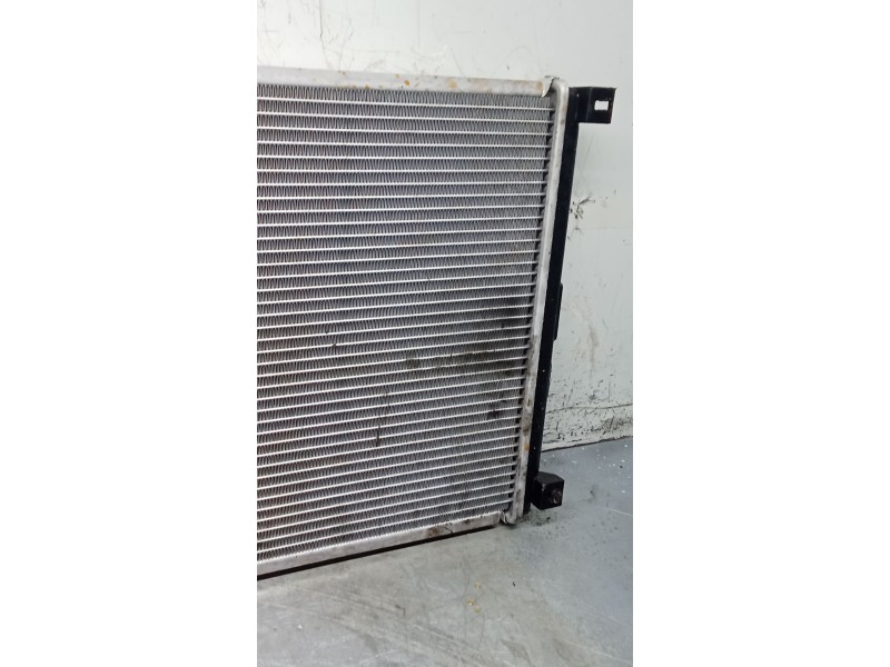 Recambio de radiador agua para renault master ii caja/chasis (ed/hd/ud) 2.2 dci 90 referencia OEM IAM 63812A  98