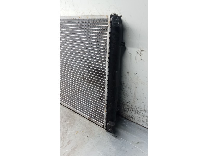 Recambio de radiador agua para renault master ii caja/chasis (ed/hd/ud) 2.2 dci 90 referencia OEM IAM 63812A  98