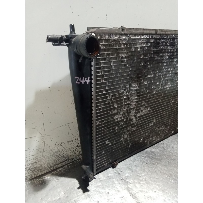 Recambio de radiador agua para hyundai h-1 / starex autobús (a1) 2.5 crdi referencia OEM IAM 253104A110  