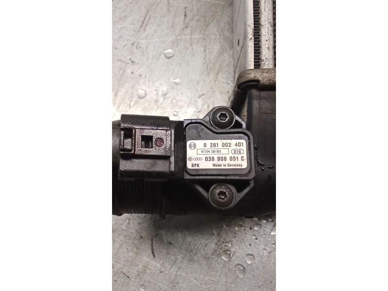 Recambio de intercooler para audi a4 b7 (8ec) 2.0 tdi 16v referencia OEM IAM 8E0145805AA 3229440 05