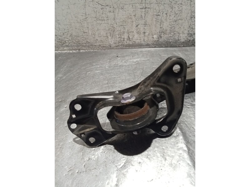 Recambio de brazo suspension superior trasero izquierdo para toyota c-hr (_x1_) 1.8 hybrid (zyx10_, zyx11_) referencia OEM IAM  