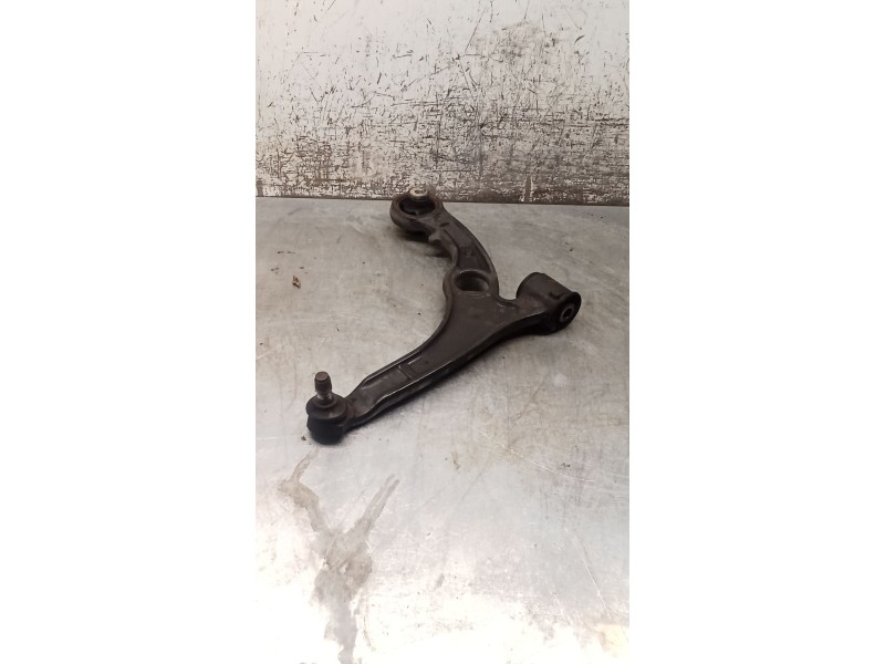 Recambio de brazo suspension inferior delantero derecho para fiat stilo (192_) 1.4 16v (192axh1b, 192bxh1b) referencia OEM IAM  