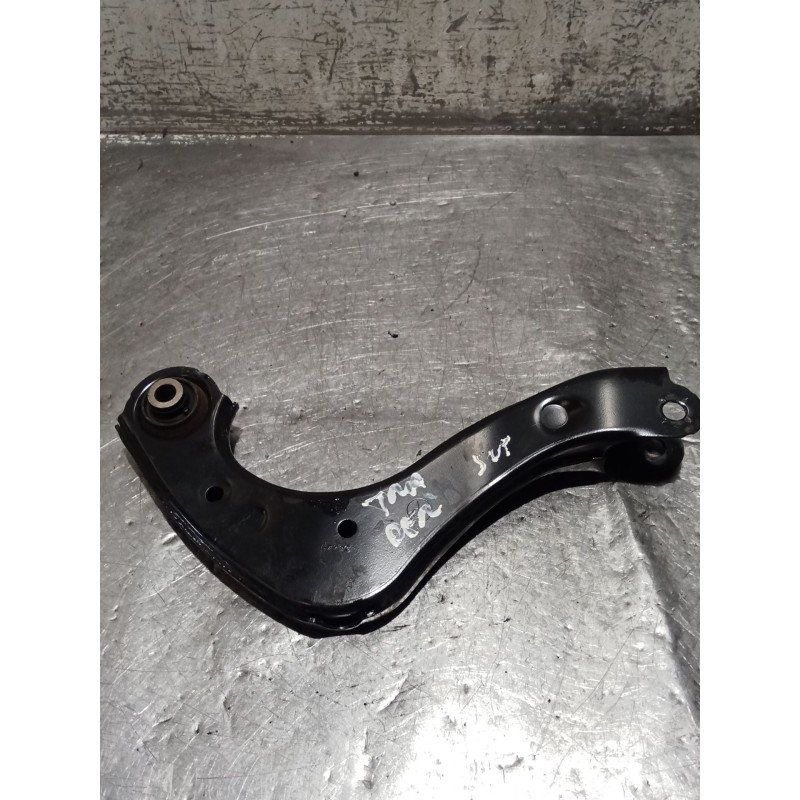 Recambio de brazo suspension superior trasero derecho para toyota c-hr (_x1_) 1.8 hybrid (zyx10_, zyx11_) referencia OEM IAM 672