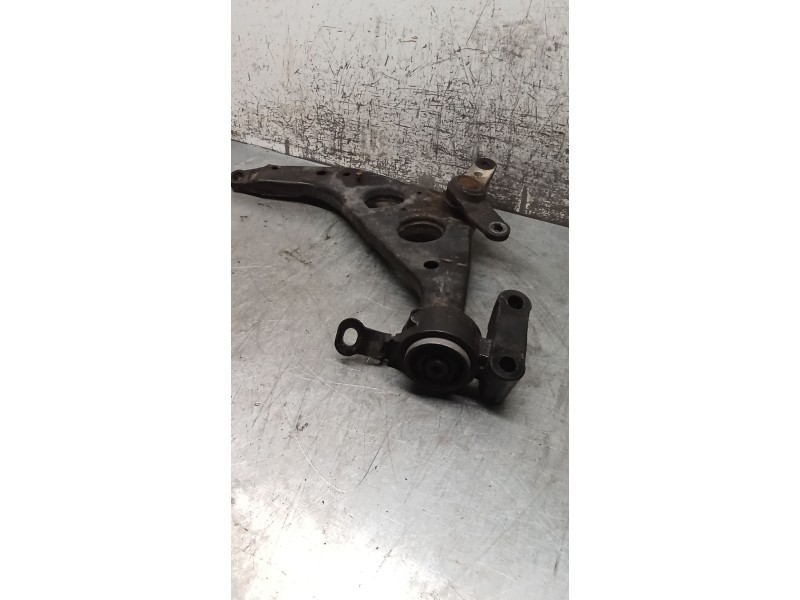 Recambio de brazo suspension inferior delantero izquierdo para mini mini (r50, r53) cooper s referencia OEM IAM 6761400  01