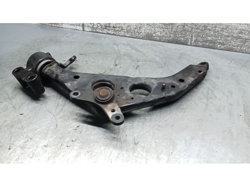Recambio de brazo suspension inferior delantero izquierdo para mini mini (r50, r53) cooper s referencia OEM IAM 6761400  01