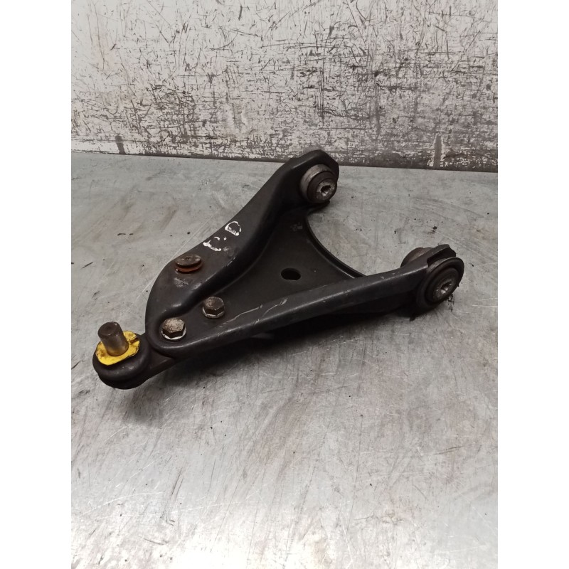 Recambio de brazo suspension inferior delantero derecho para renault twingo ii (cn0_) 1.2 (cn0d) referencia OEM IAM   07