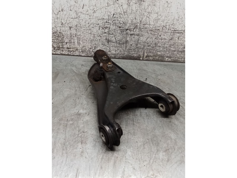 Recambio de brazo suspension inferior delantero derecho para renault twingo ii (cn0_) 1.2 (cn0d) referencia OEM IAM   07