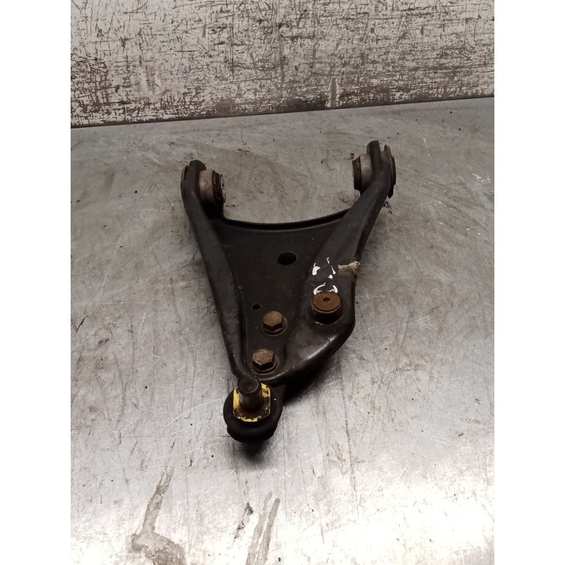 Recambio de brazo suspension inferior delantero izquierdo para renault twingo ii (cn0_) 1.2 (cn0d) referencia OEM IAM   07