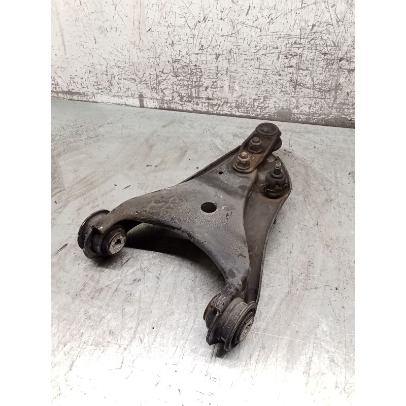 Recambio de brazo suspension inferior delantero izquierdo para renault twingo ii (cn0_) 1.2 (cn0d) referencia OEM IAM   07