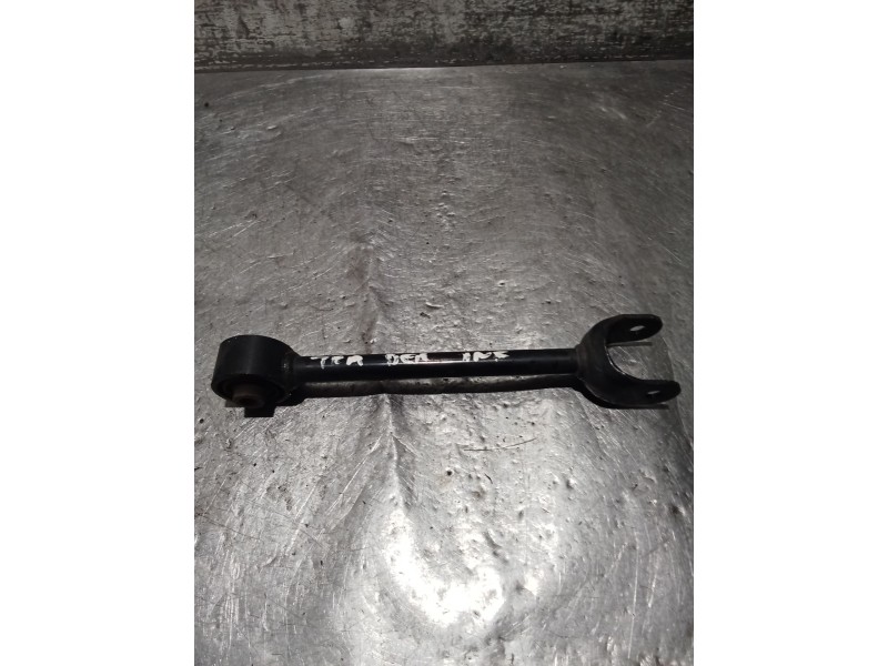 Recambio de brazo suspension inferior trasero derecho para toyota c-hr (_x1_) 1.8 hybrid (zyx10_, zyx11_) referencia OEM IAM   1