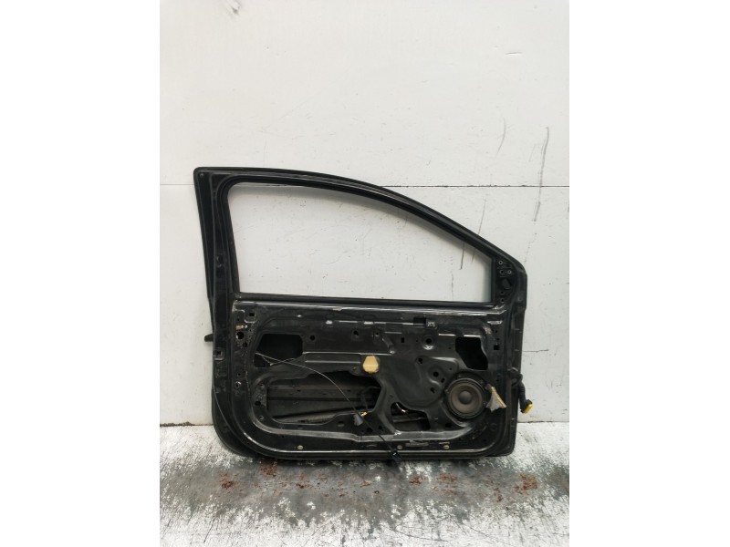 Recambio de puerta delantera izquierda para renault twingo ii (cn0_) 1.2 (cn0d) referencia OEM IAM  3P 2007